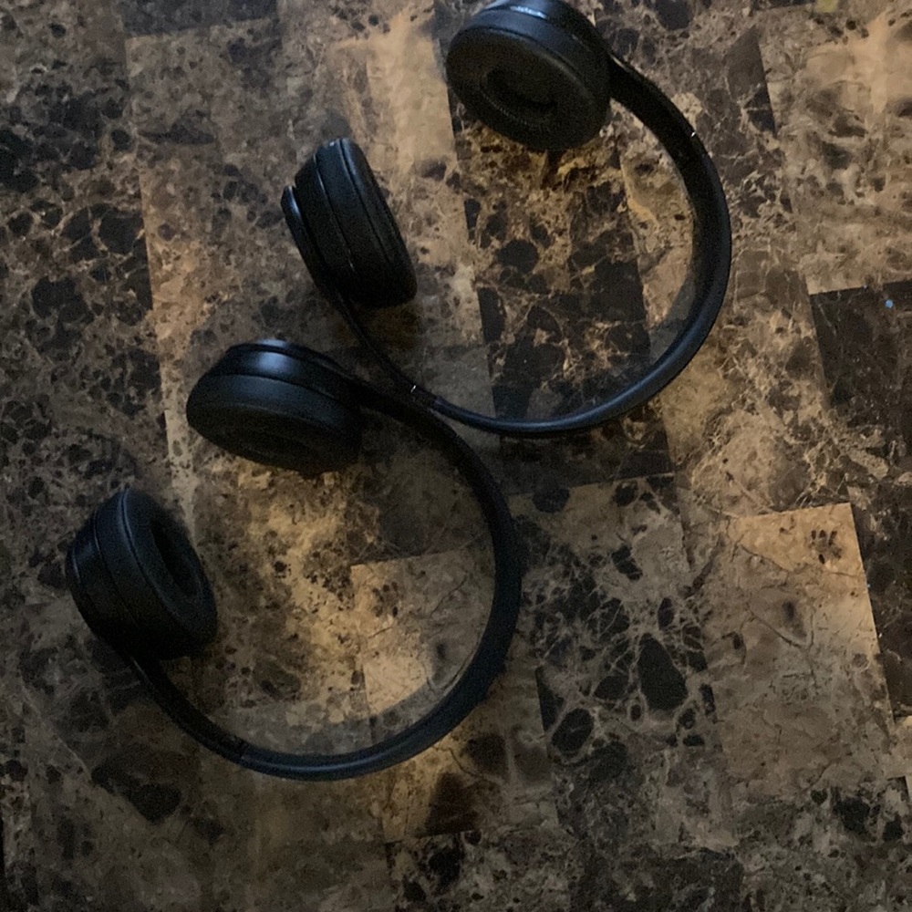 Beat solo 3 headphones wireless 35 each or 65 for both